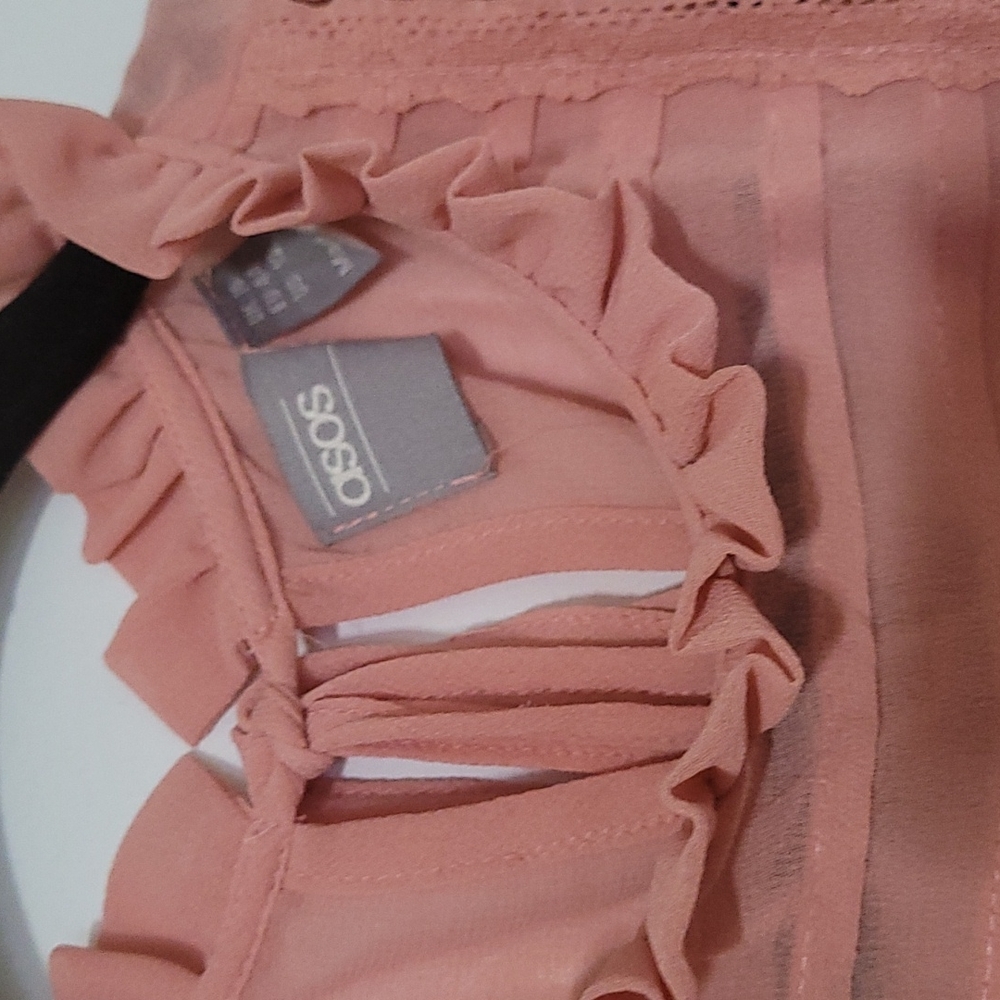 ASOS DESIGN _ lace insert maxi dress with buckle belt - Picture 4 of 8